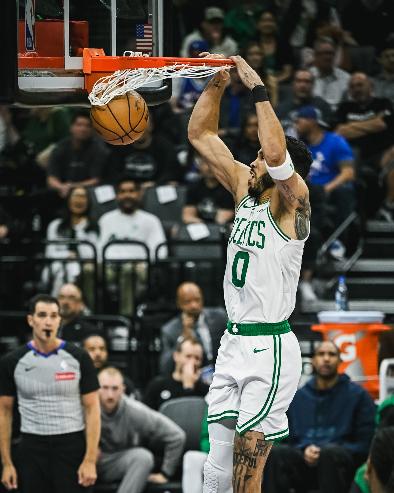 熊猫体育-关于塔图姆连续十二场比赛得分超过绝杀，独行侠挑战极限！的信息