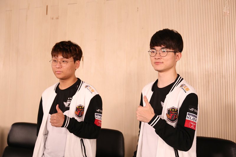 熊猫体育-穆古鲁扎爆冷击败SKT，突破纪录引爆全场！的简单介绍