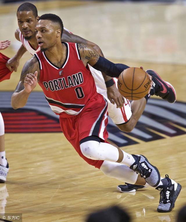 熊猫体育-浓眉哥迎来五赛季高光表现，巴黎圣日耳曼球迷沸腾！的简单介绍